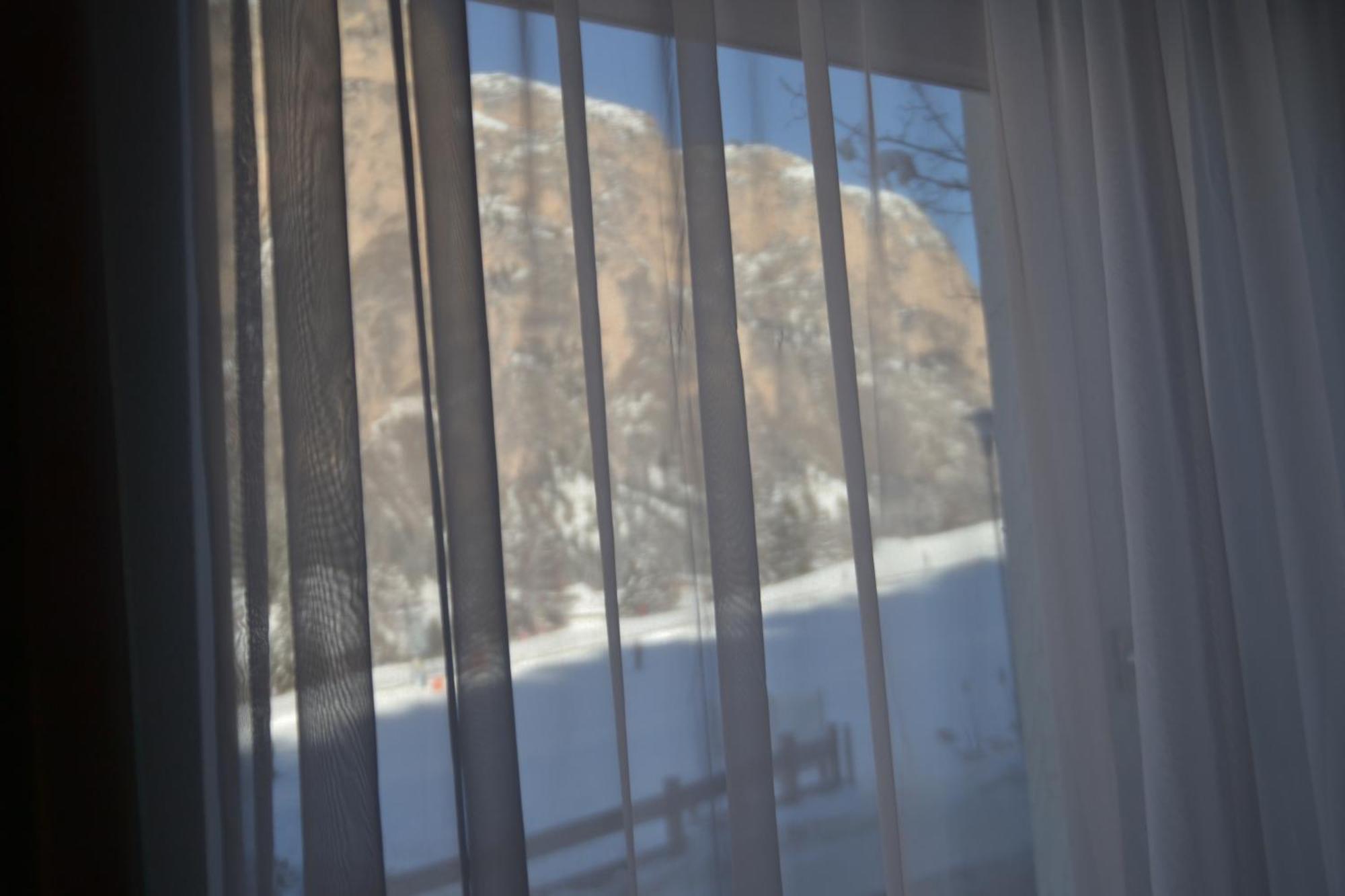 Hotel Scoiattolo Σέλβα ντι Βαλ Γκαρντένα Εξωτερικό φωτογραφία
