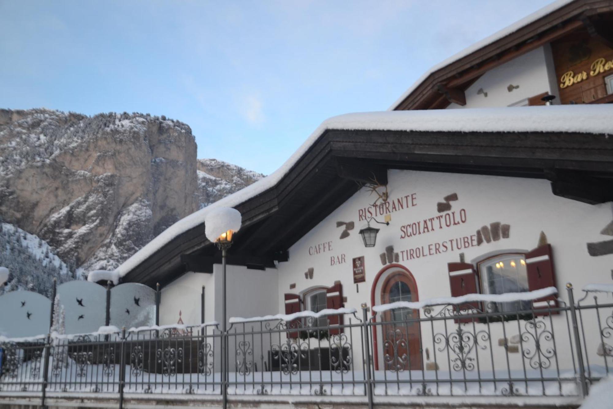 Hotel Scoiattolo Σέλβα ντι Βαλ Γκαρντένα Εξωτερικό φωτογραφία